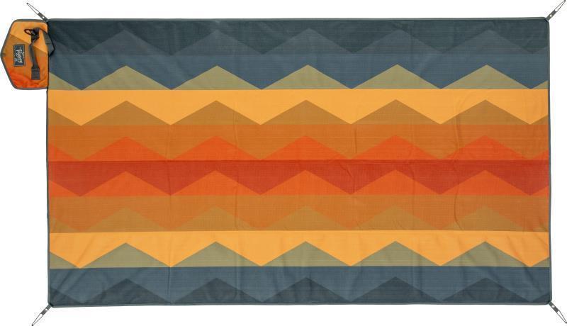 Victory Patio Blanket - Medium